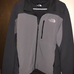 *SOLD* The North Face Mens Apex Softshell Jacket